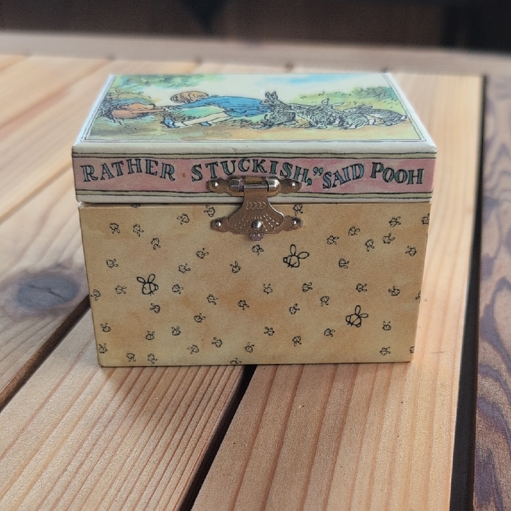 Disney Winnie the Pooh Decorative Jewelry Box in Cream, Pink, Blue